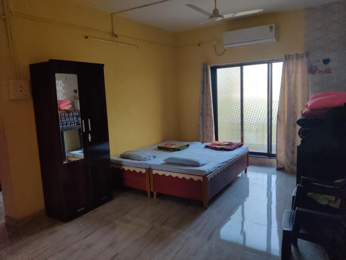 Gulmohar Cottages - Home Stay In 阿里巴格 外观 照片