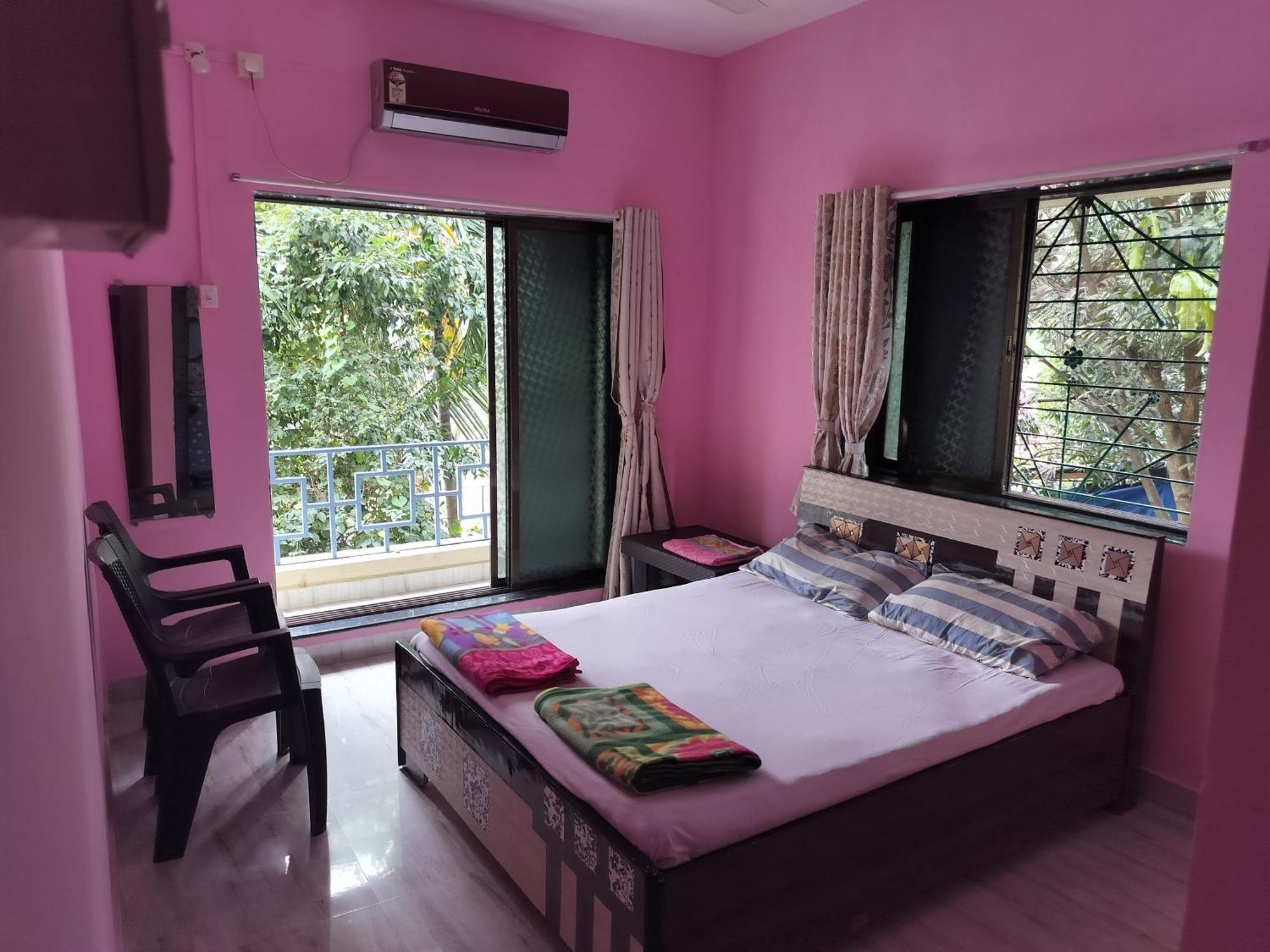Gulmohar Cottages - Home Stay In 阿里巴格 外观 照片
