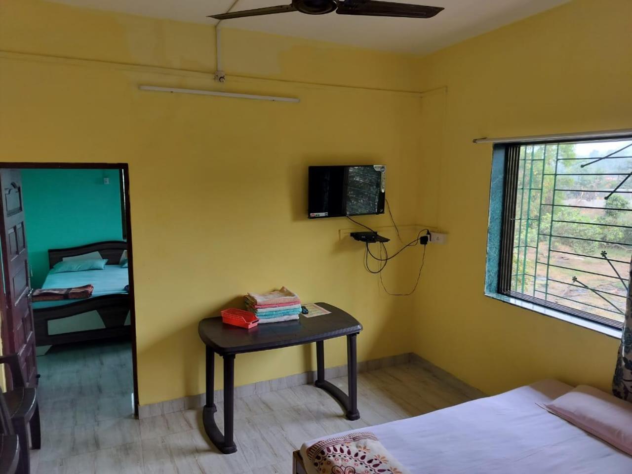 Gulmohar Cottages - Home Stay In 阿里巴格 外观 照片